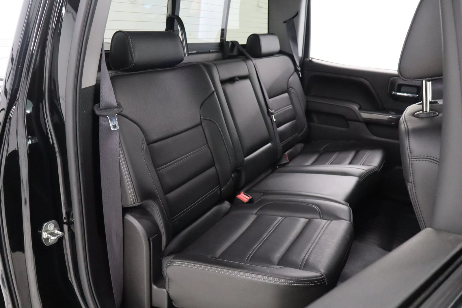 Used 2016 GMC Sierra 1500 Denali w/ Enhanced Driver Alert Package AWD/4WD image 20
