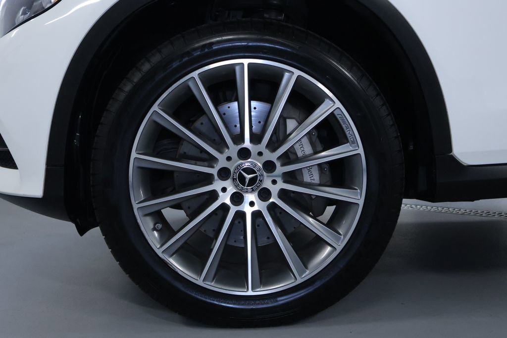 Used 2017 Mercedes-Benz GLC 300 4MATIC Coupe image 36