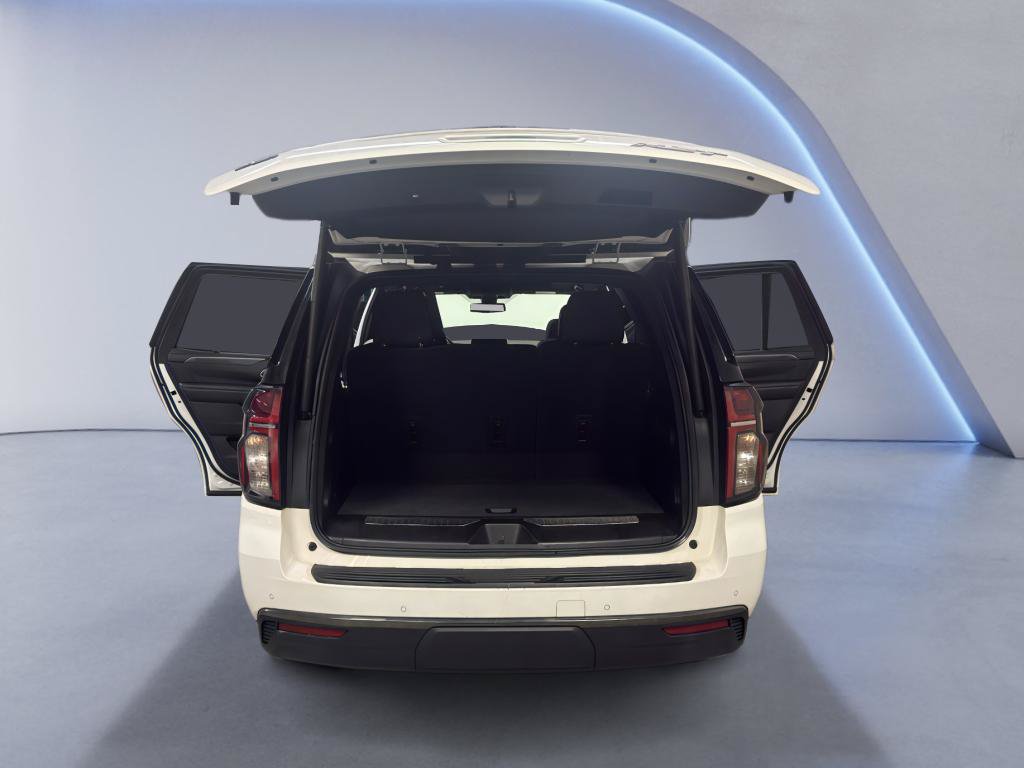 Used 2021 Chevrolet Tahoe RST w/ Luxury Package AWD/4WD image 13