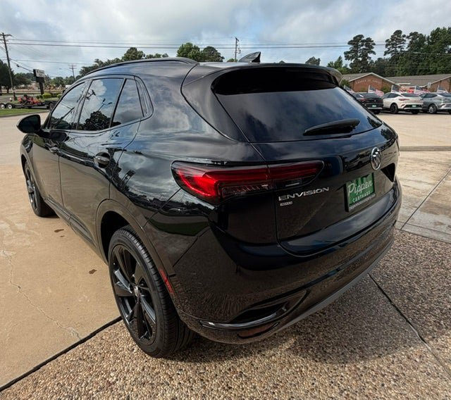 Used 2023 Buick Envision Essence w/ Sport Touring Package AWD/4WD image 6