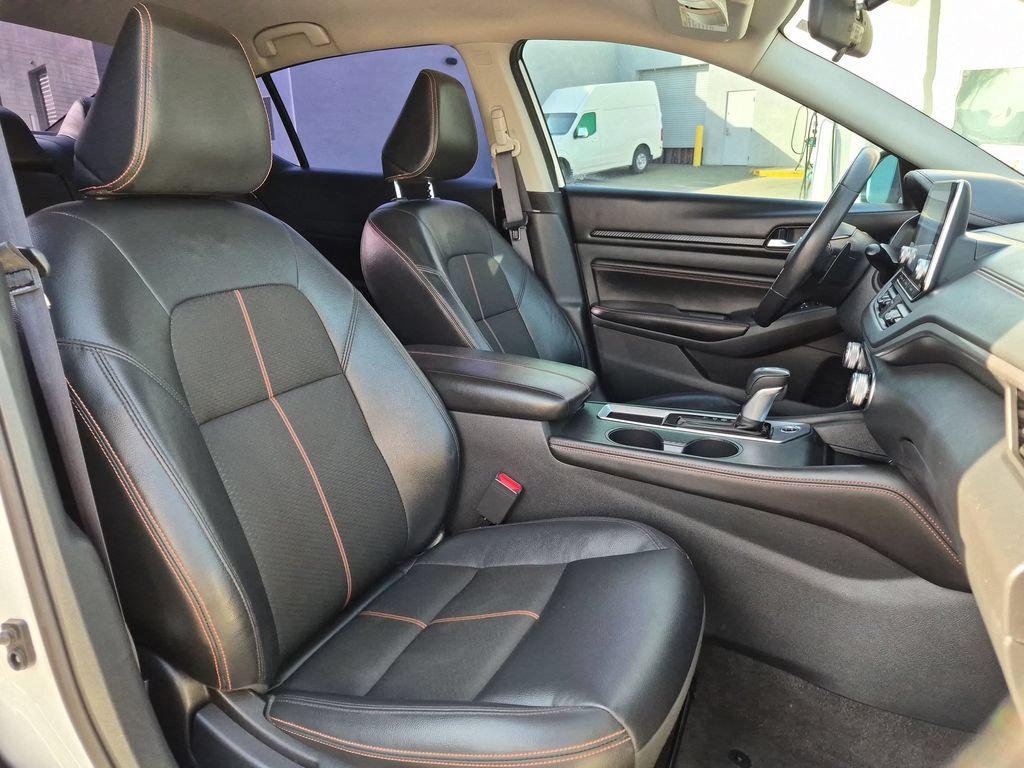 Used 2022 Nissan Altima 2.5 SR FWD image 17