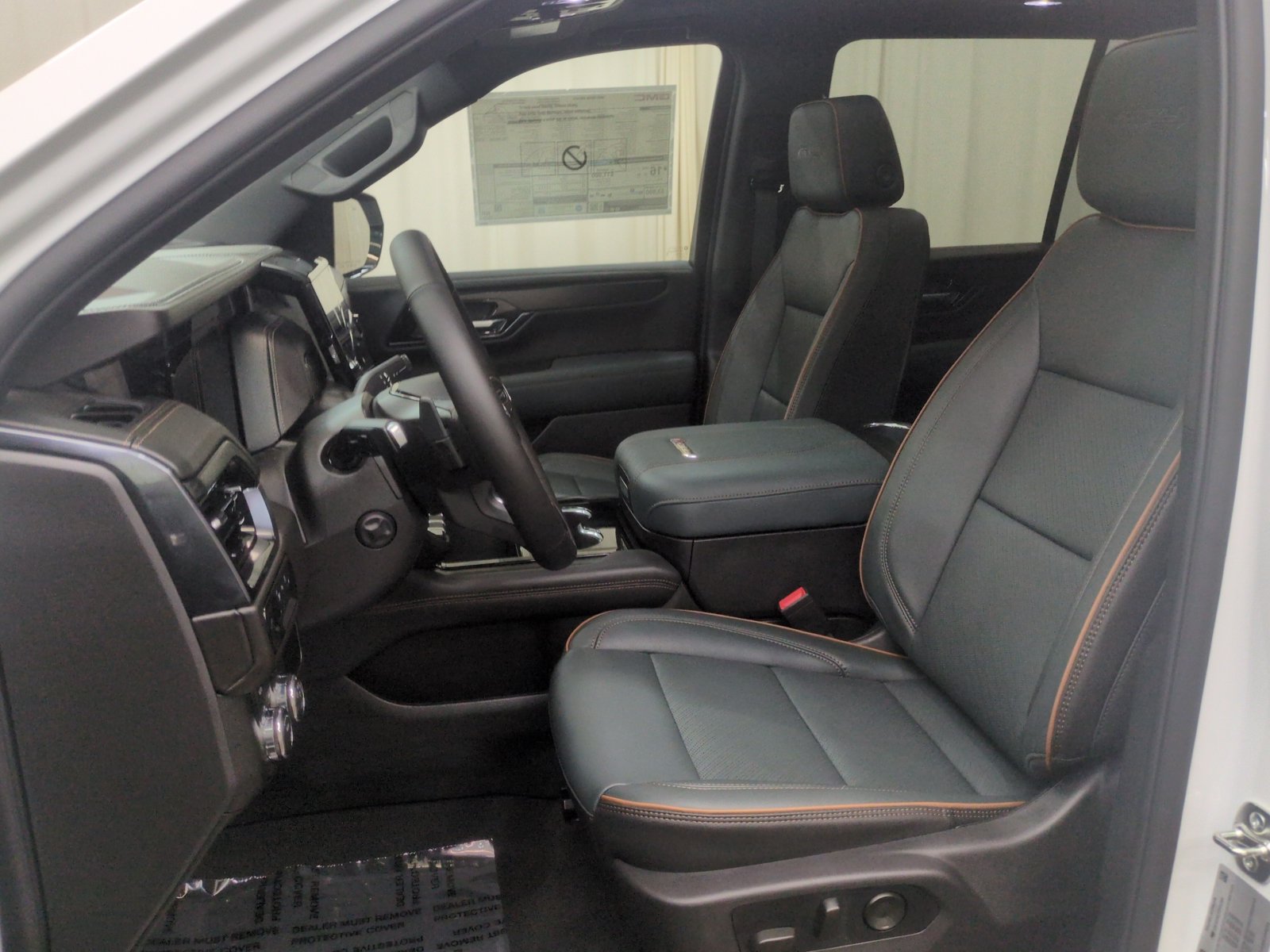 New 2026 GMC Yukon AT4 w/ AT4 Premium Package AWD/4WD image 13