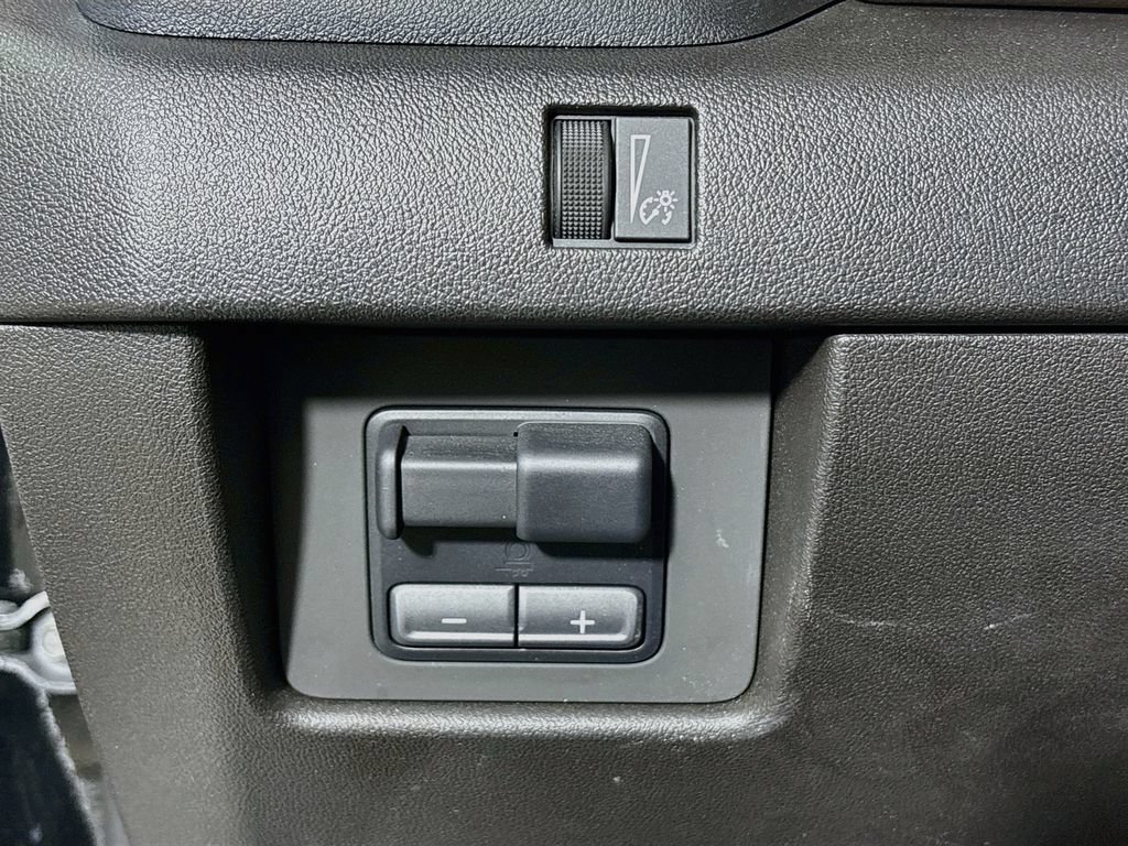 Certified 2024 GMC Canyon Denali AWD/4WD image 12