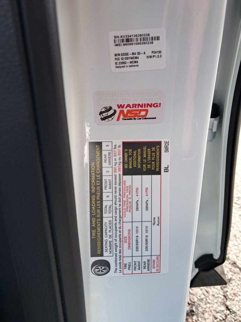 New 2025 Nissan Ariya Platinum image 32