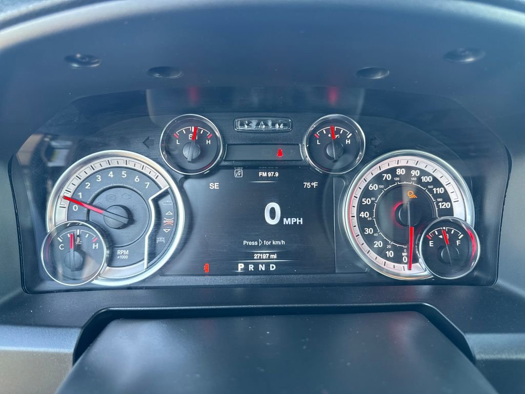 Used 2022 RAM 1500 Classic Warlock AWD/4WD image 15