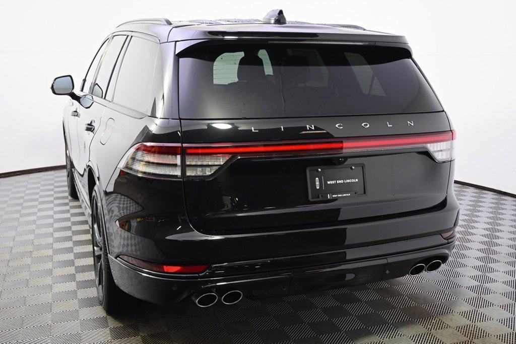 New 2026 Lincoln Aviator Reserve image 4