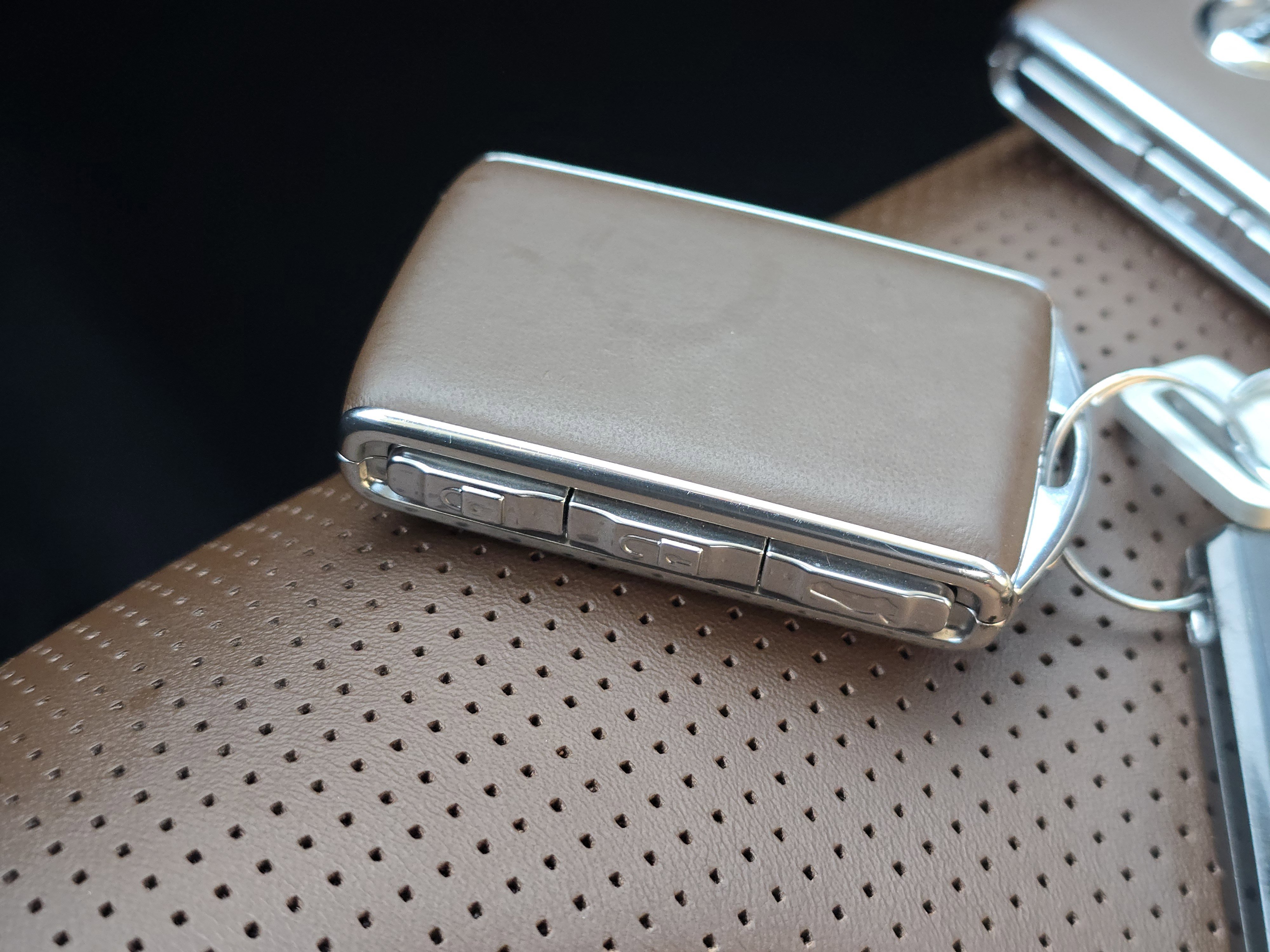 Used 2020 Volvo S90 T8 Inscription image 27