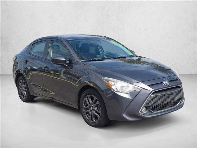 Used 2019 Toyota Yaris LE FWD image 3
