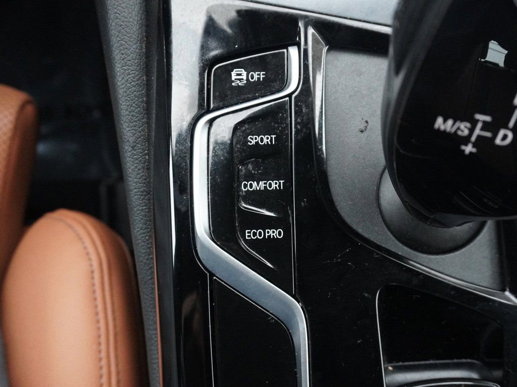 Used 2023 BMW 540i xDrive w/ Premium Package image 69