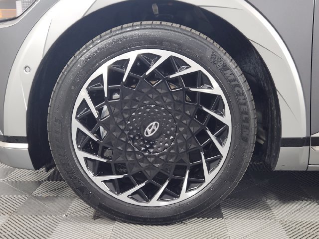 Certified 2024 Hyundai Ioniq 5 Limited AWD/4WD image 20