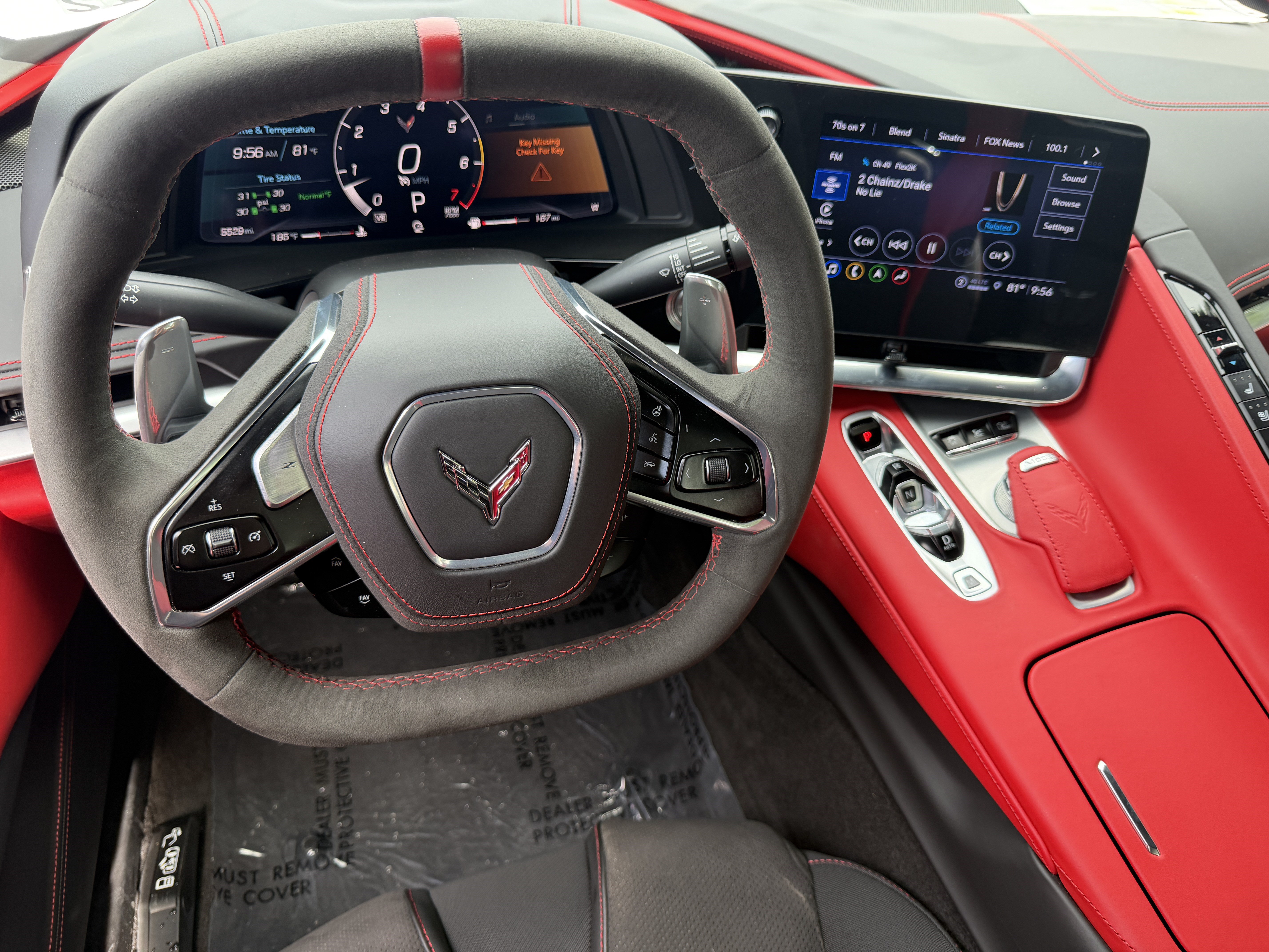 Used 2022 Chevrolet Corvette Stingray Premium Conv w/ Z51 Performance Package RWD image 17