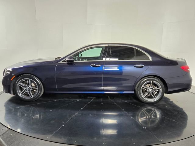 Used 2023 Mercedes-Benz E 350 Sedan image 3