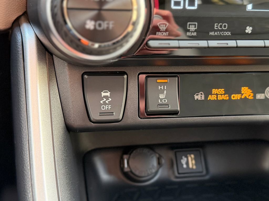 New 2025 Toyota RAV4 XLE w/ Convenience Package image 16