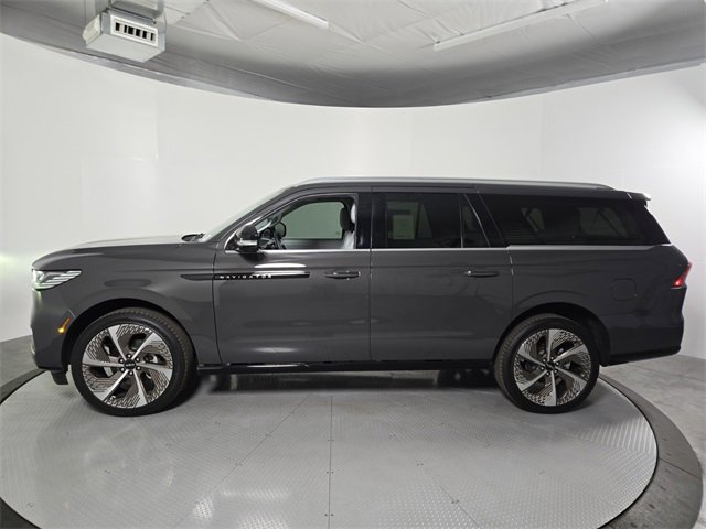 New 2026 Lincoln Navigator L Black Label image 8