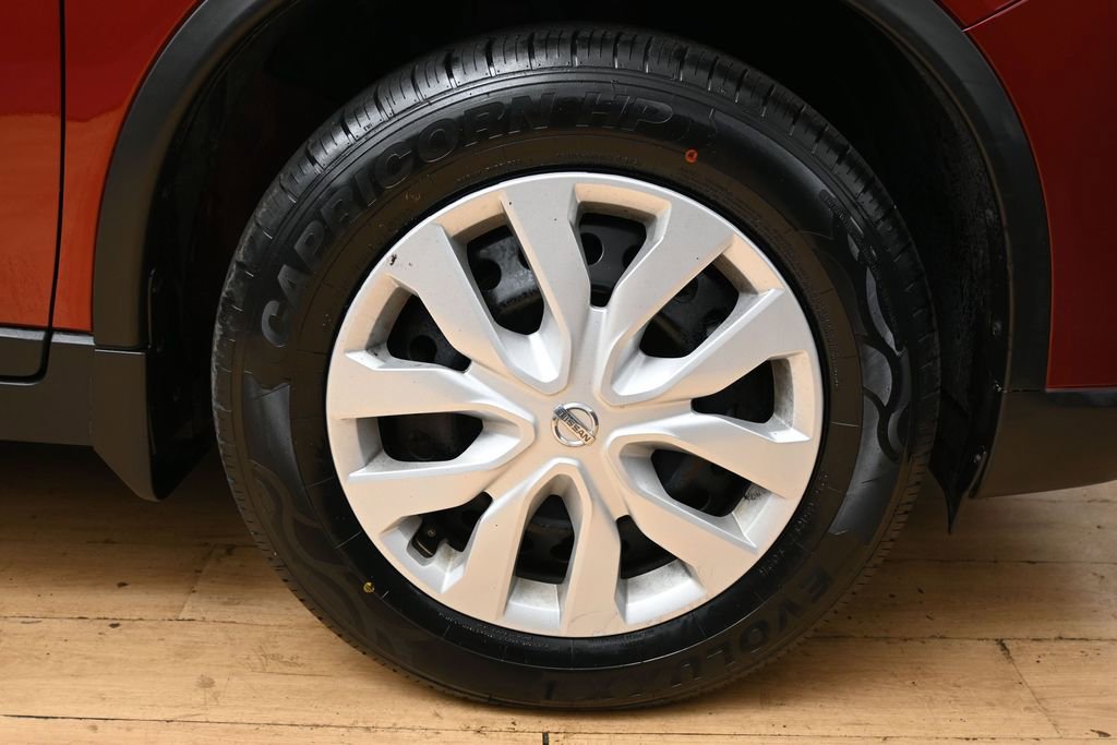 Used 2016 Nissan Rogue S AWD/4WD image 14