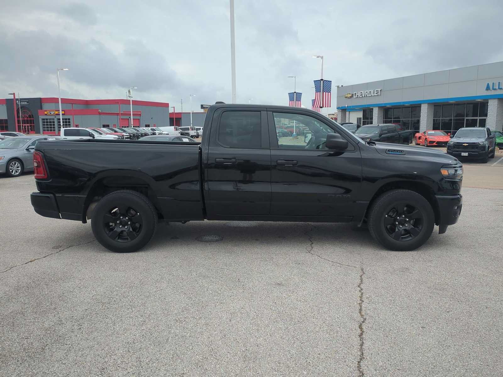 Used 2025 RAM 1500 Tradesman w/ Night Edition RWD image 9