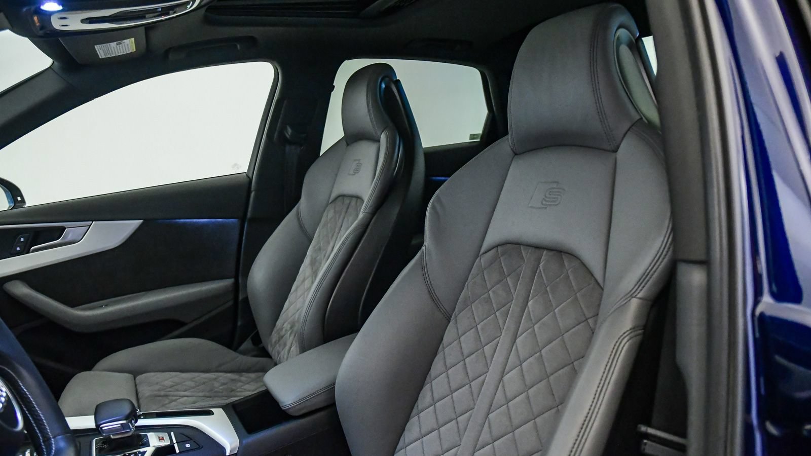 Used 2019 Audi S4 Premium w/ Convenience Package AWD/4WD image 18