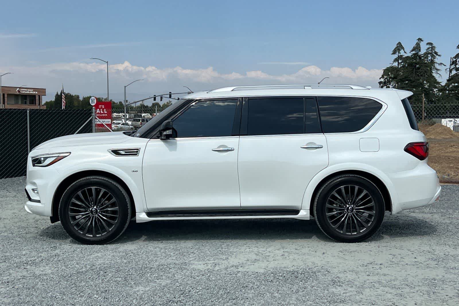 Used 2020 INFINITI QX80 Luxe w/ Edition 30 Package RWD image 6