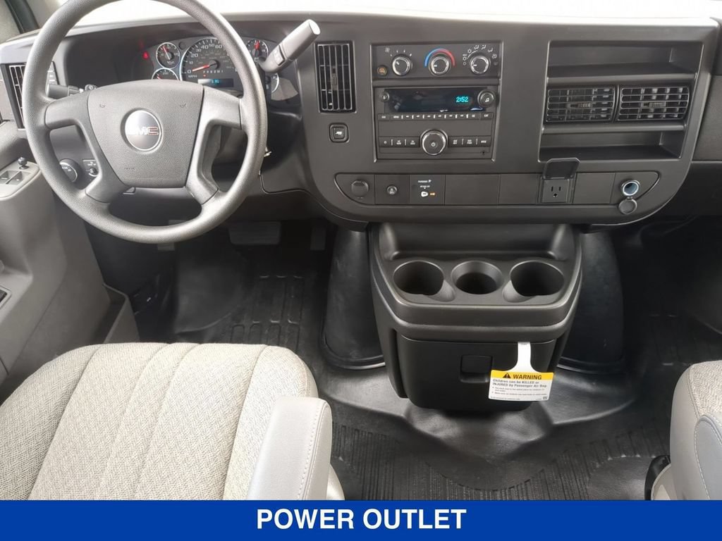 New 2026 GMC Savana 2500 w/ Chrome Appearance Package RWD image 15