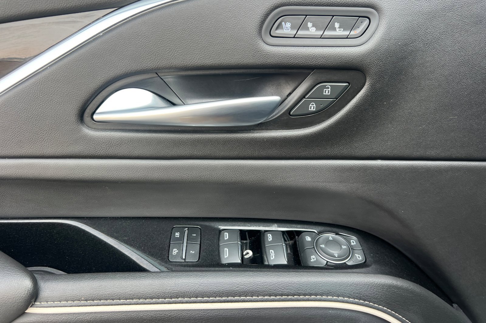 Used 2023 Cadillac Escalade Sport image 12