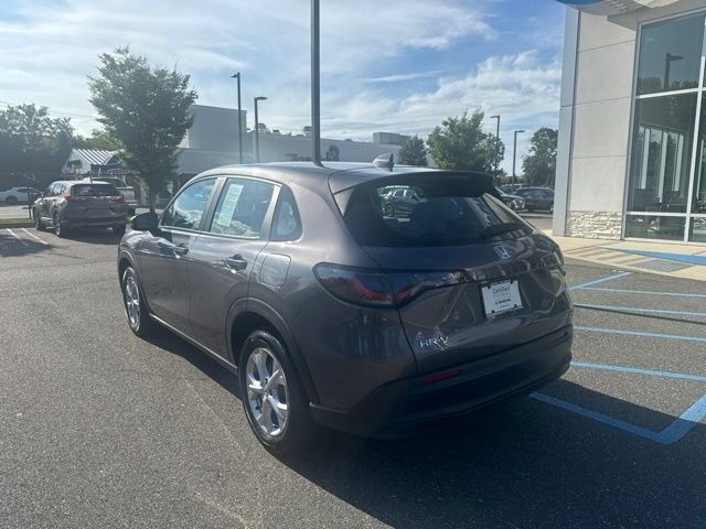 Used 2023 Honda HR-V LX image 6