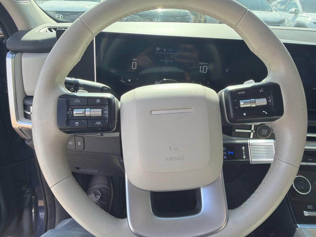 Certified 2025 Hyundai Santa Fe SEL AWD/4WD image 11