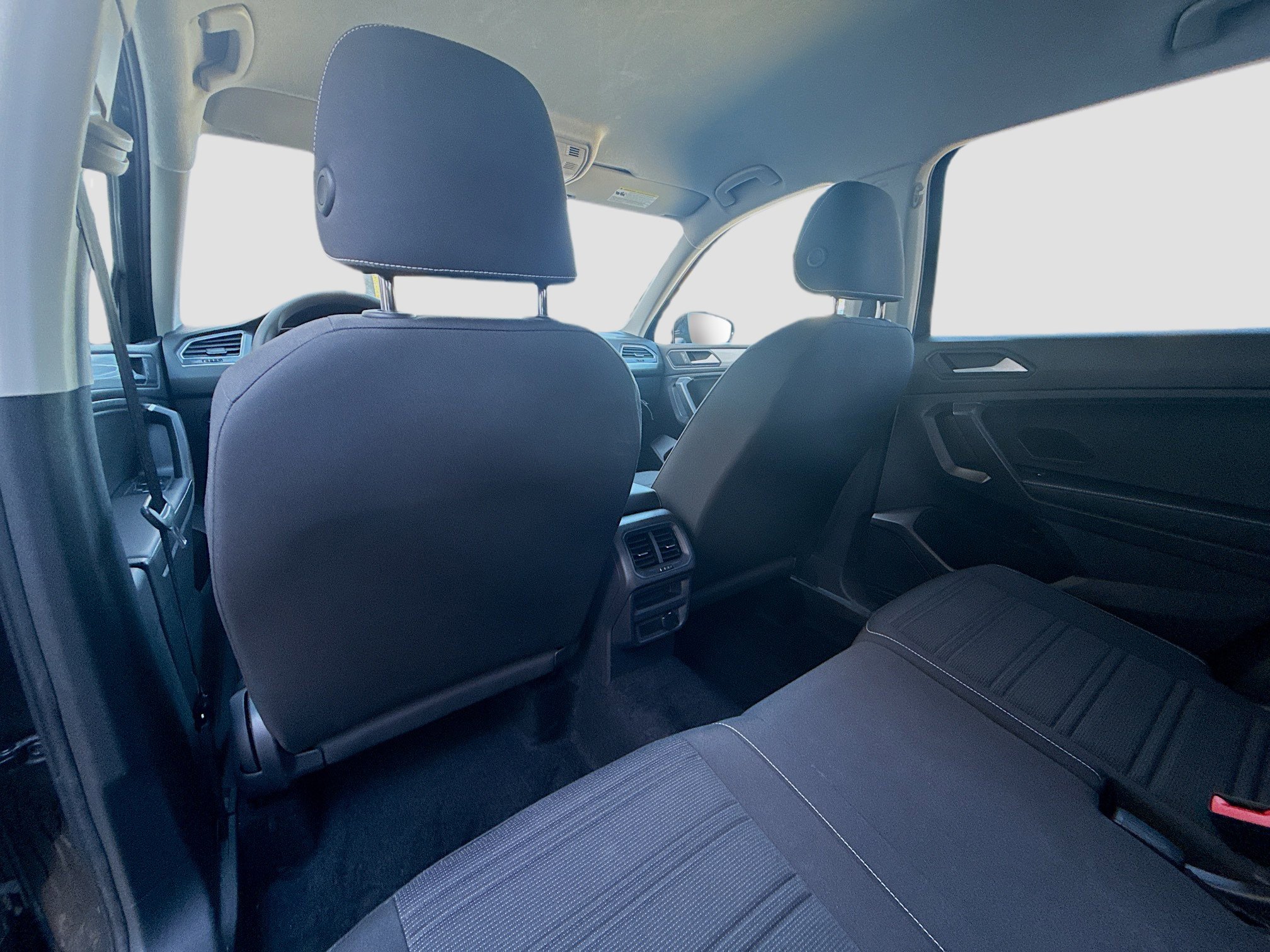 Used 2022 Volkswagen Tiguan S image 24