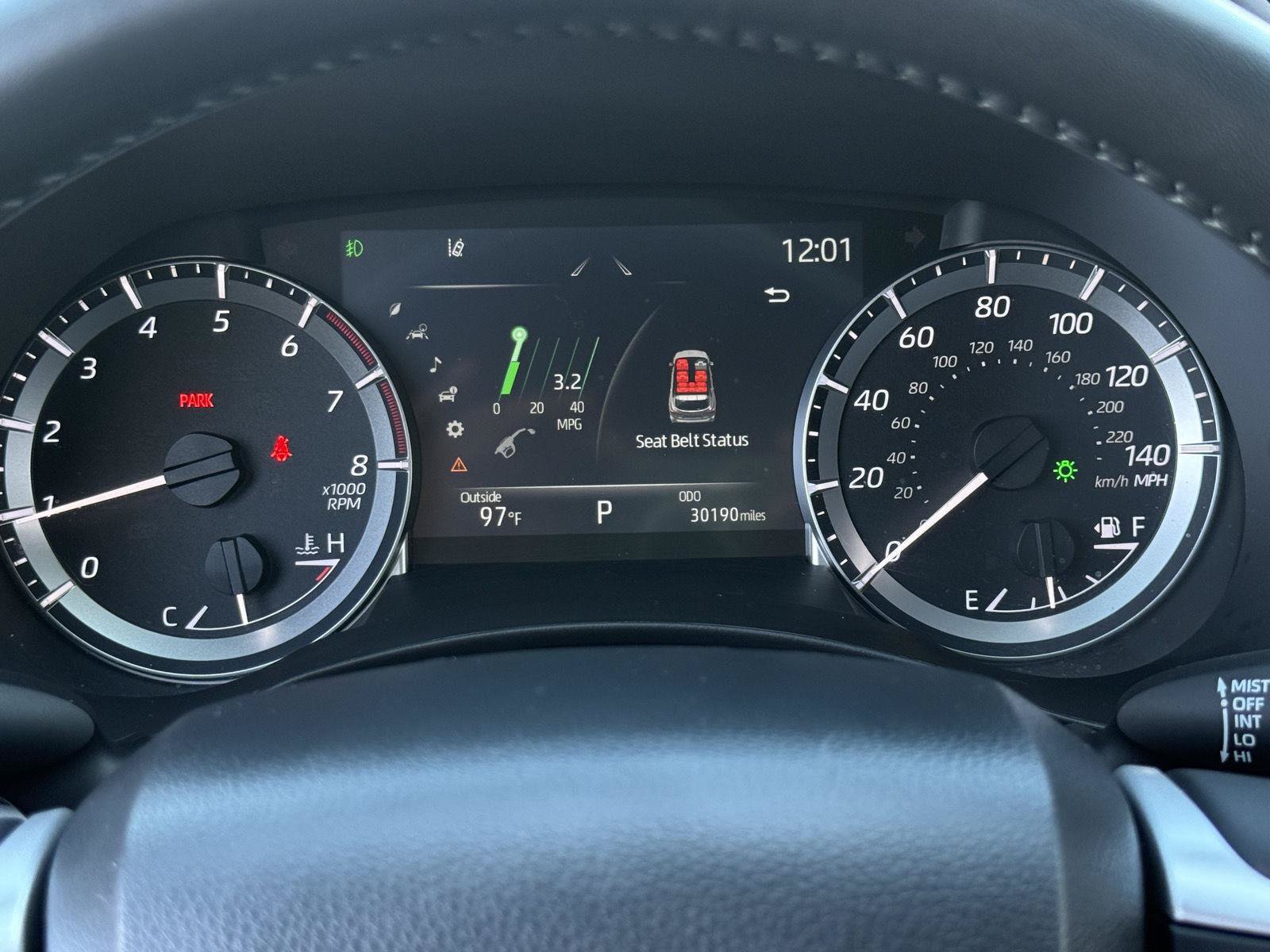 Used 2023 Toyota Highlander XLE AWD/4WD image 26