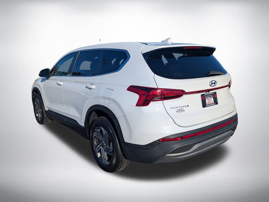 Used 2023 Hyundai Santa Fe SE image 5