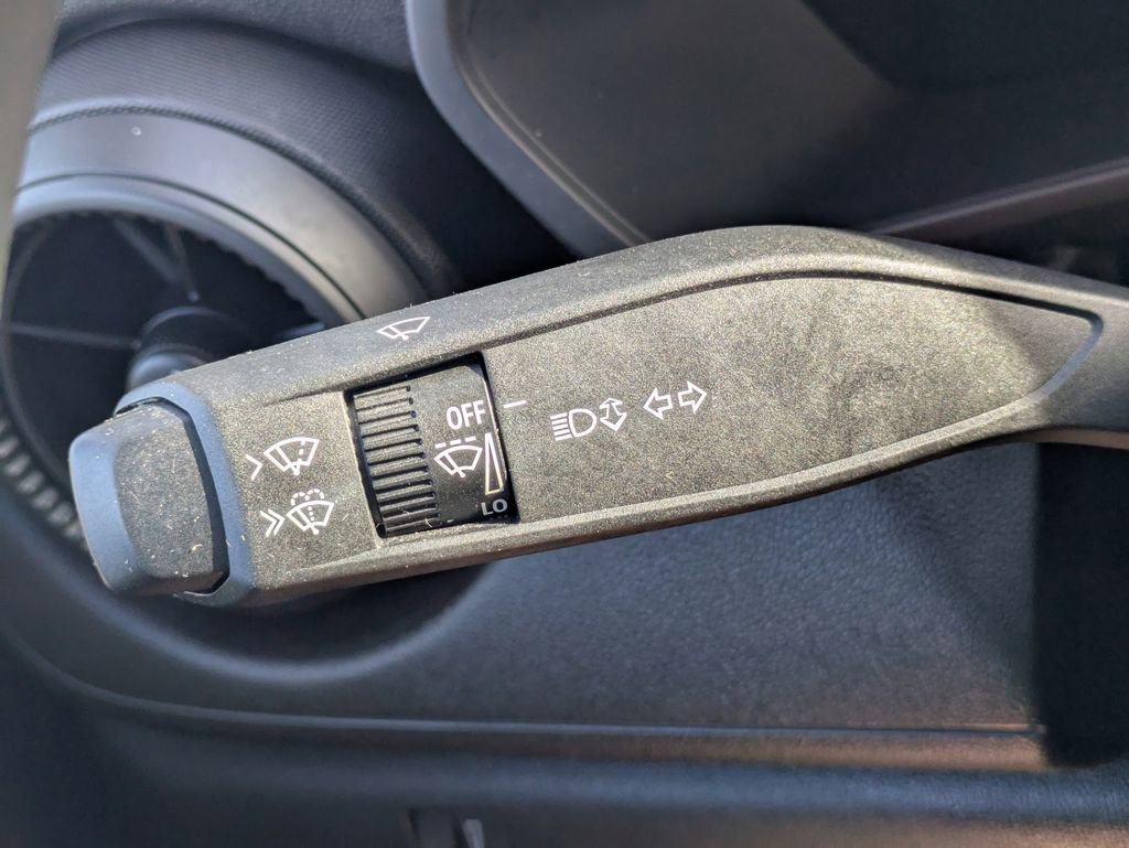 Used 2023 Chevrolet Colorado W/T image 25