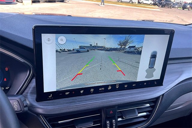 Certified 2025 Ford Escape Platinum image 21