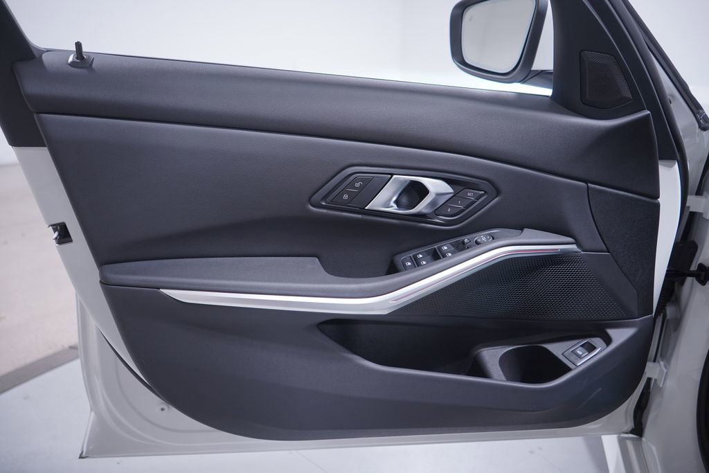 New 2026 BMW 330i Sedan image 10