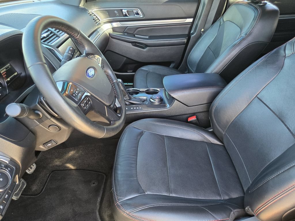 Used 2016 Ford Explorer Sport w/ Equipment Group 401A AWD/4WD image 14