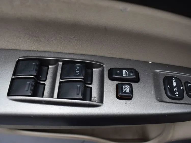 Used 2004 Toyota Prius image 20