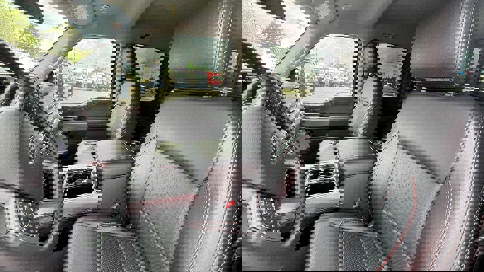 Used 2024 Ford F250 Lariat w/ Lariat Ultimate Package image 18