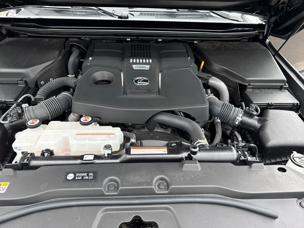 Used 2024 Lexus GX 550 550 Overtrail+ image 25