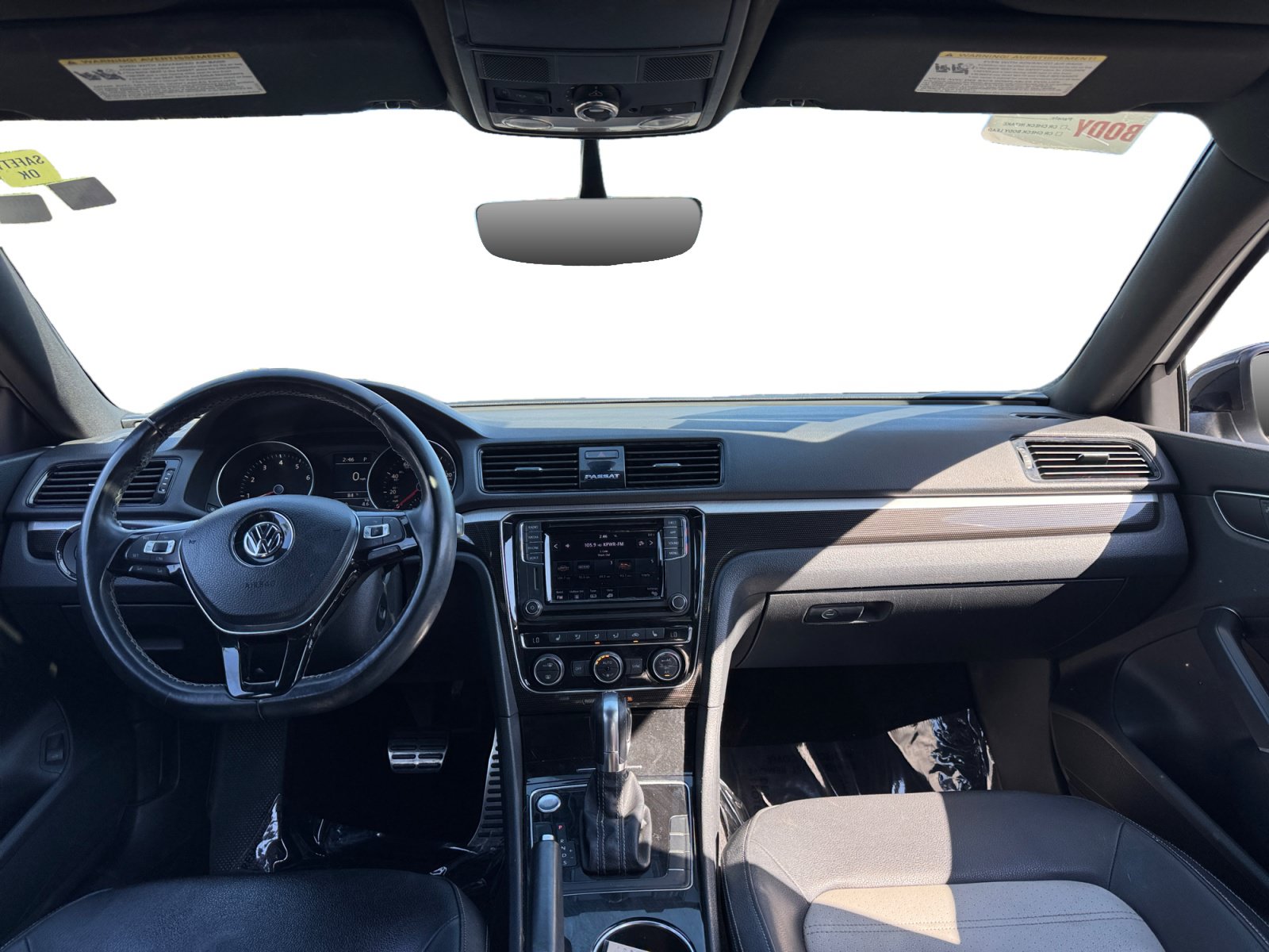 Used 2018 Volkswagen Passat 3.6 FWD image 10
