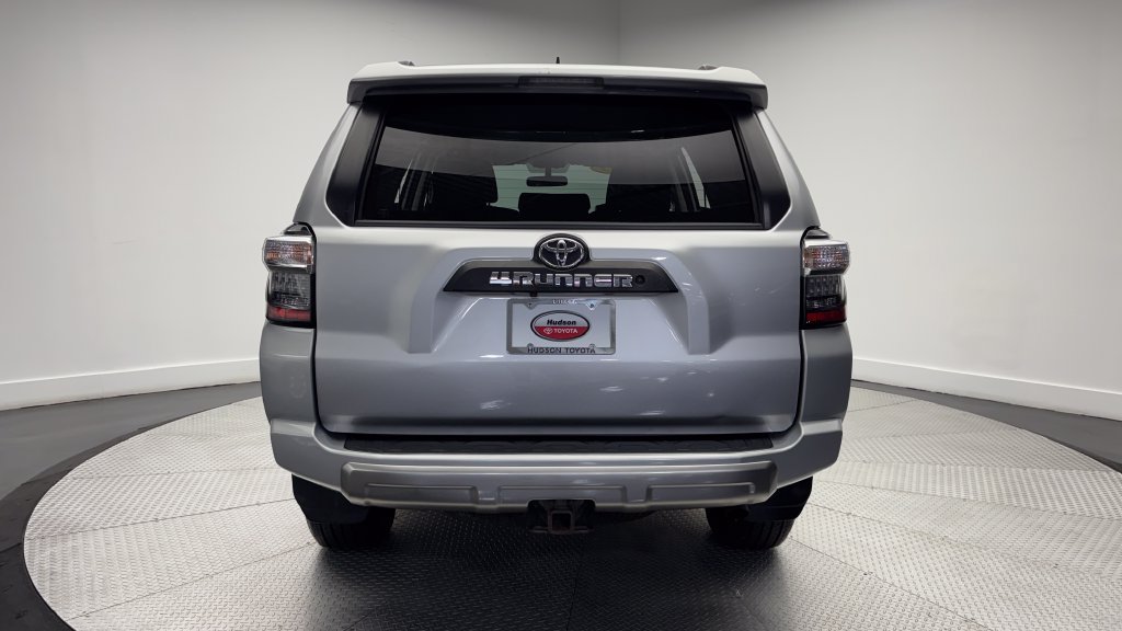 Used 2019 Toyota 4Runner TRD Off-Road AWD/4WD image 33