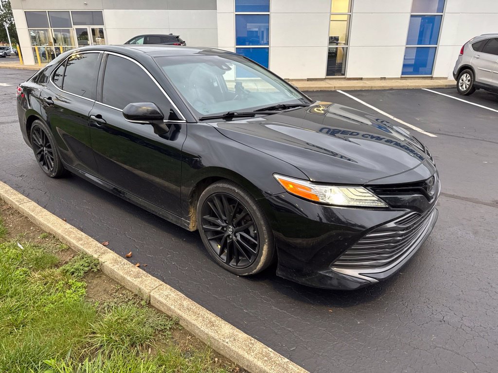 Used 2018 Toyota Camry XLE w/ Audio Package FWD image 4
