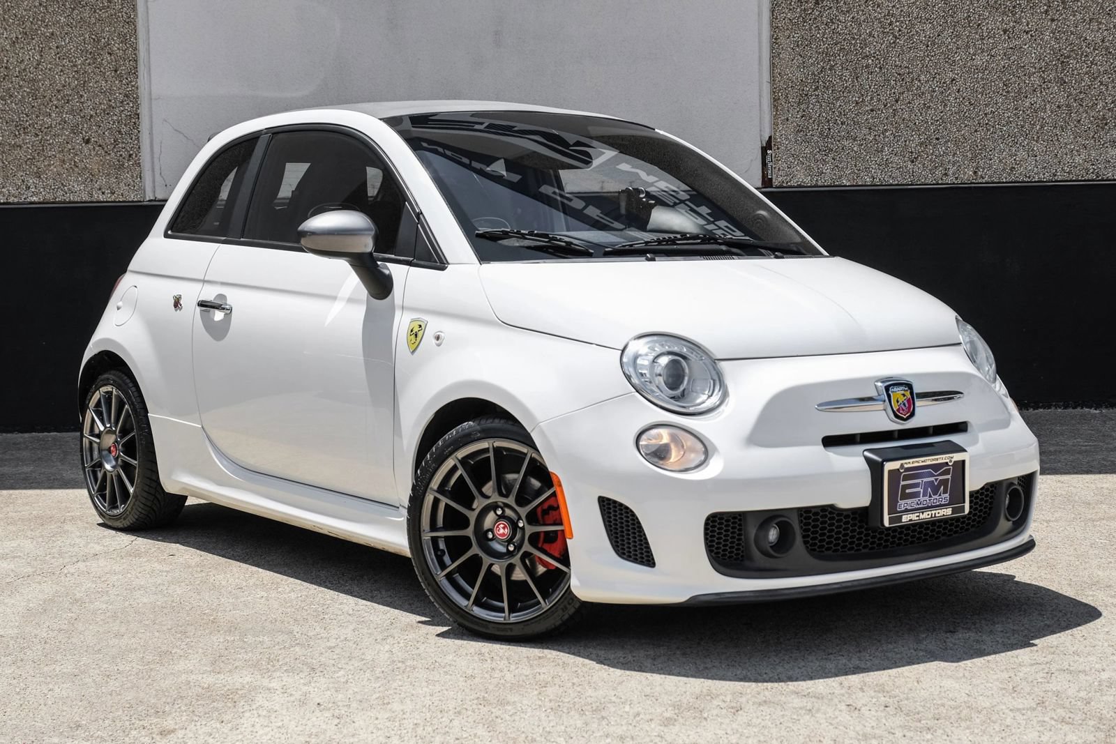 Used 2013 FIAT 500 Abarth w/ Comfort/Convenience Group FWD image 5
