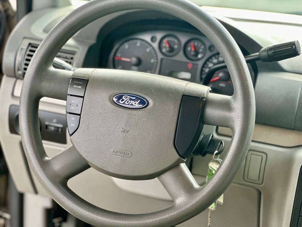 Used 2006 Ford Freestar SE FWD image 11