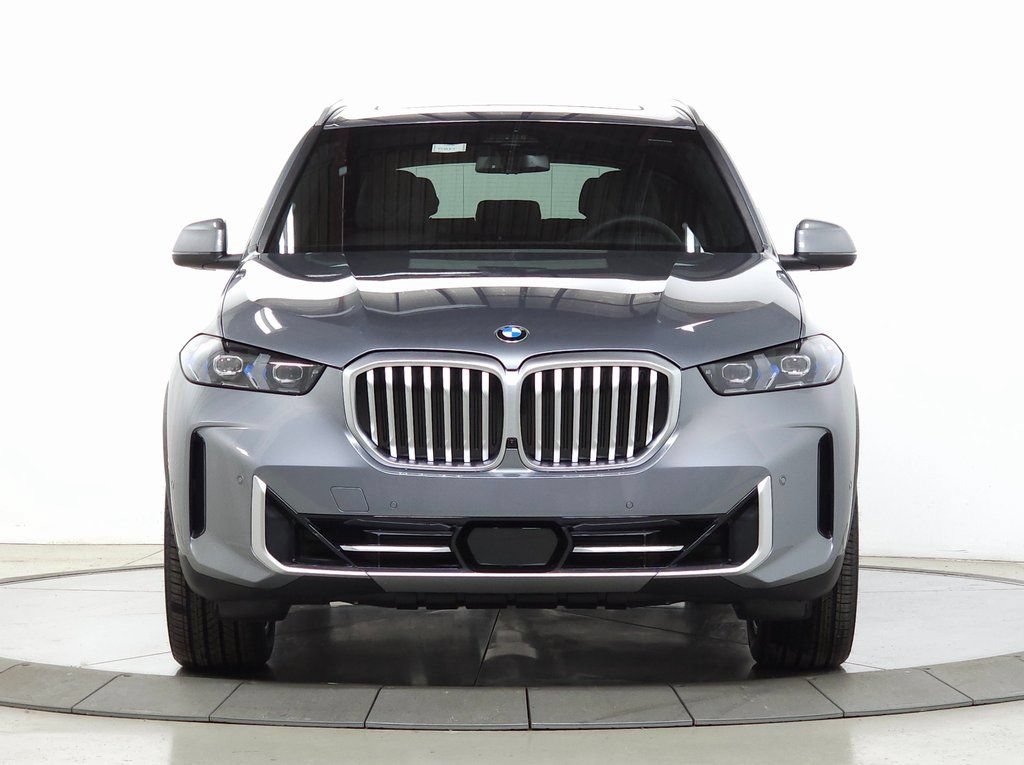 Used 2026 BMW X5 xDrive40i AWD/4WD image 2