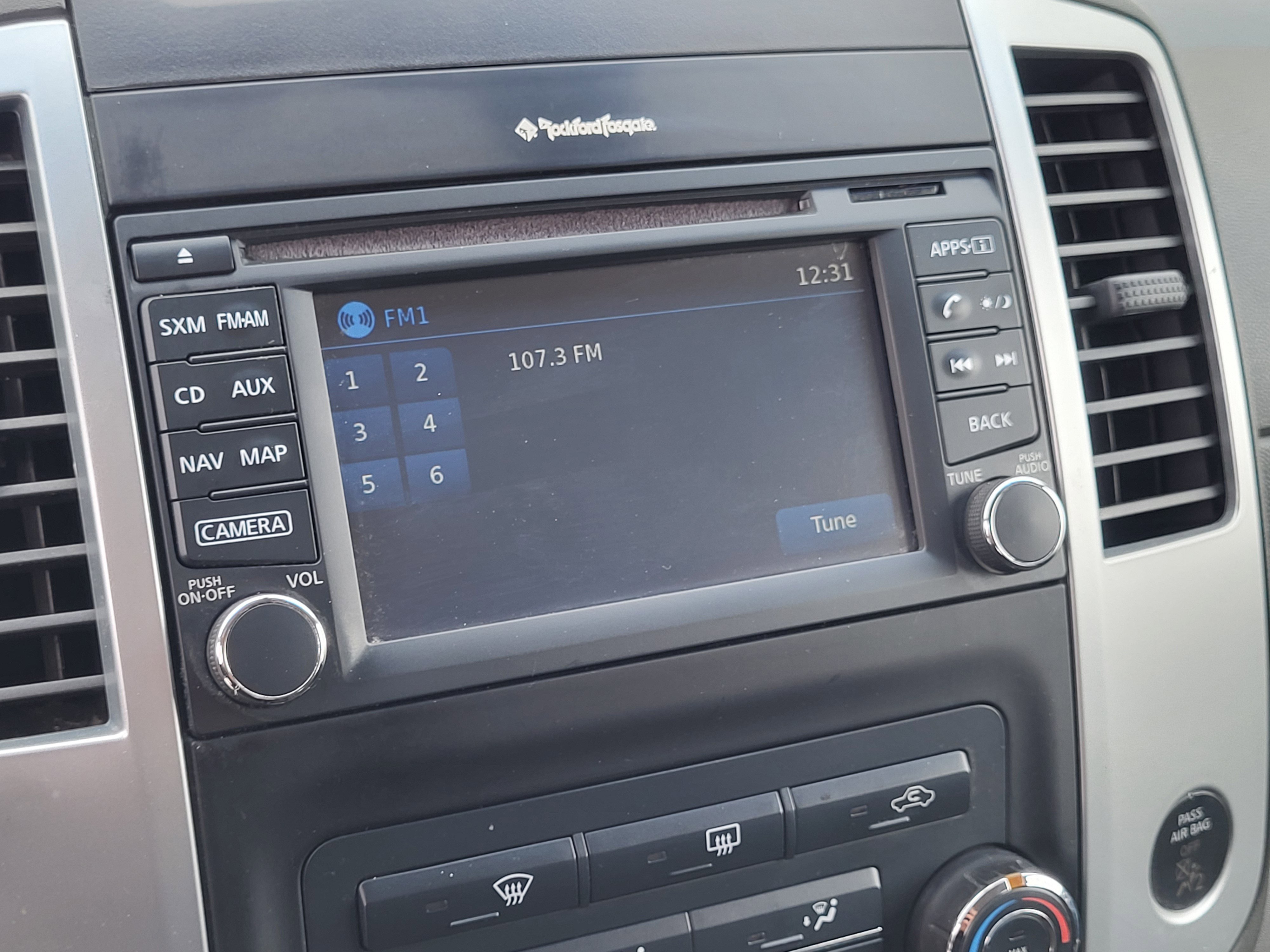 Used 2015 Nissan Xterra PRO-4X image 17