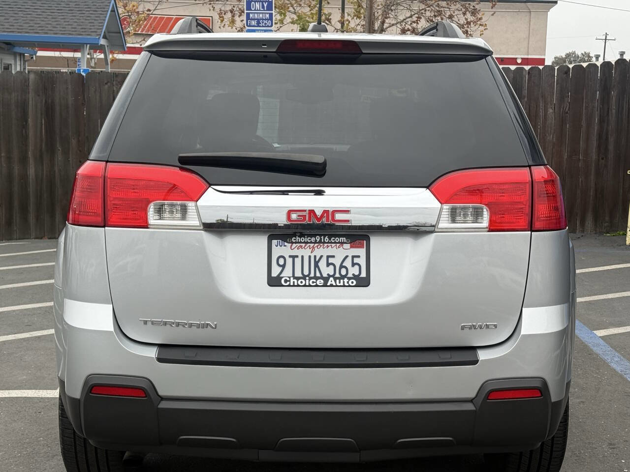 Used 2015 GMC Terrain SLT w/ Chrome Edition image 4