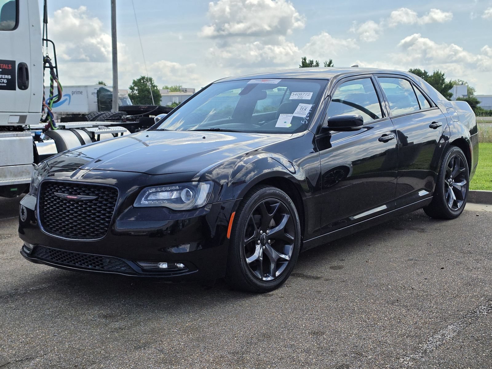 Used 2023 Chrysler 300 S RWD image 1