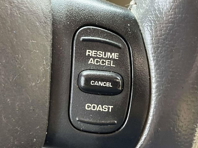 Used 2000 Jeep Wrangler Sahara image 25