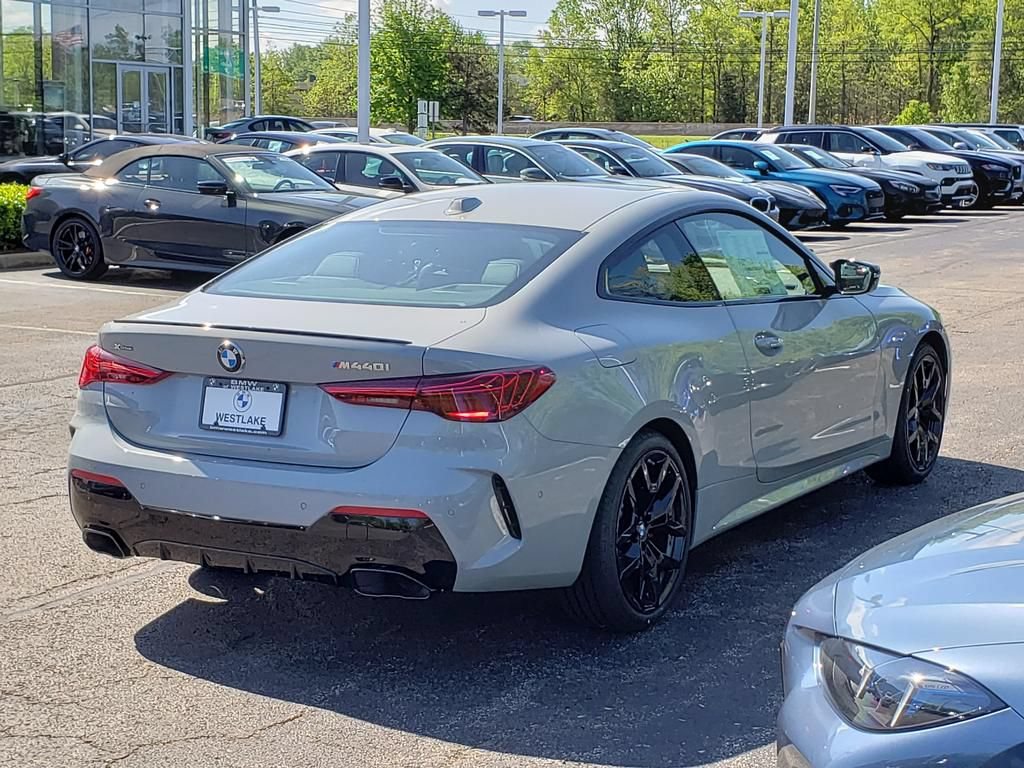 New 2026 BMW 440i xDrive Coupe w/ Premium Package AWD/4WD image 4