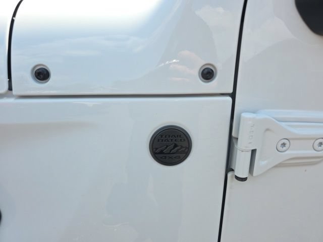 Used 2024 Jeep Wrangler Unlimited Sport AWD/4WD image 10