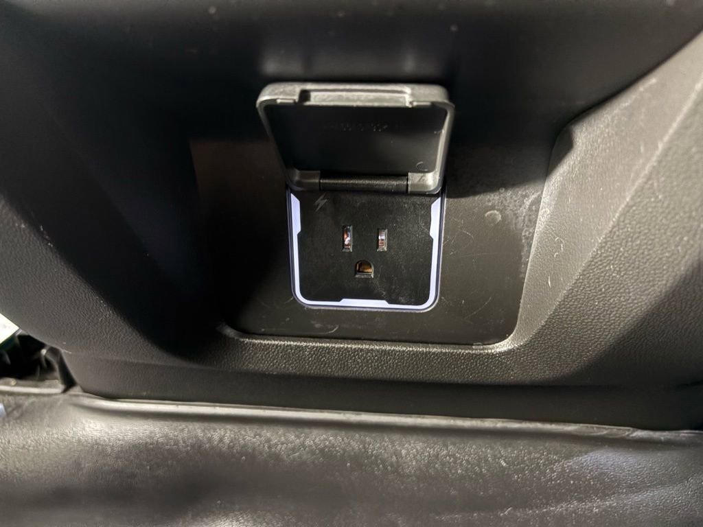 Used 2022 Chevrolet Tahoe Premier w/ Premium Package 2 image 42