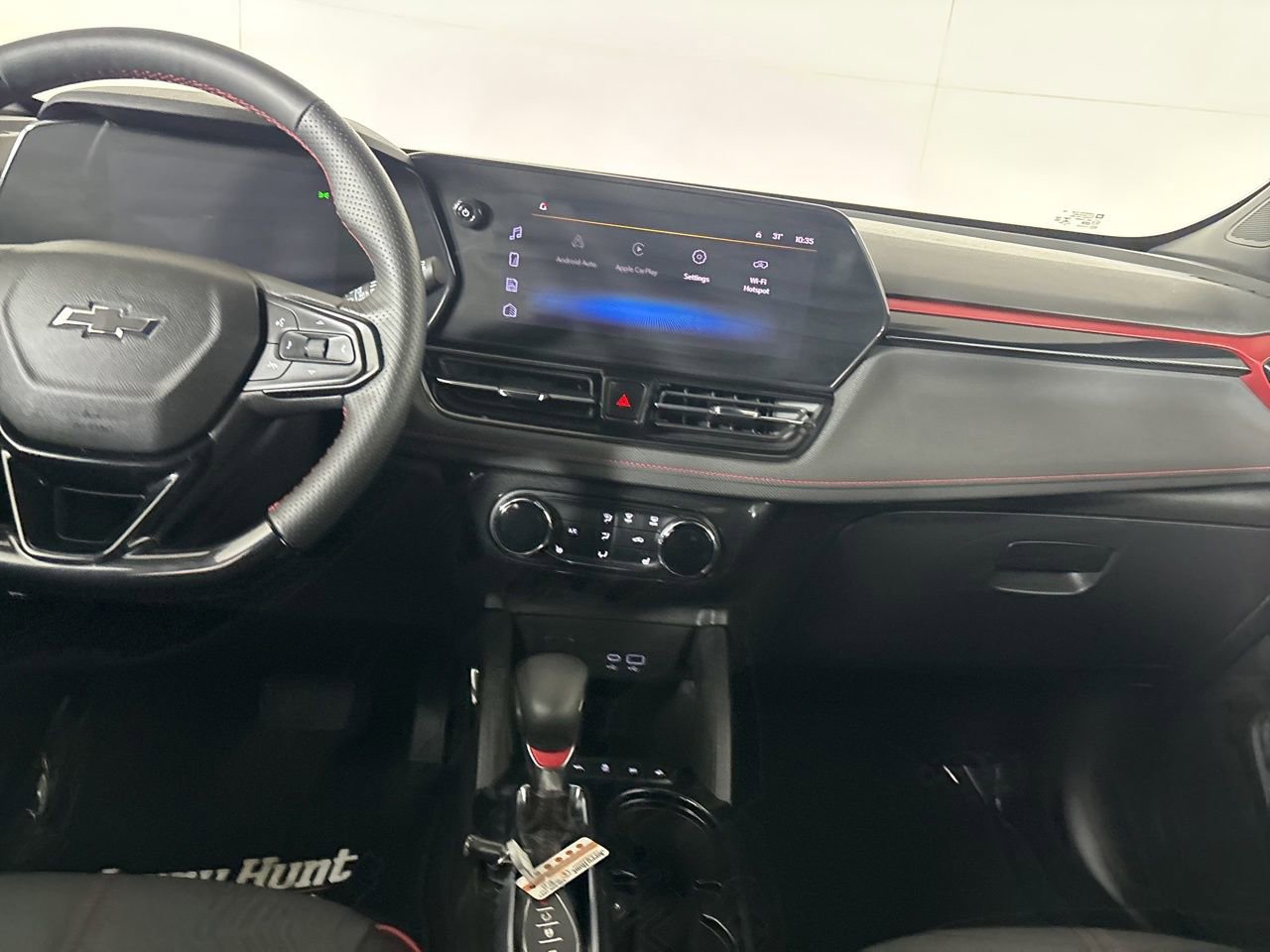 Used 2025 Chevrolet TrailBlazer RS FWD image 21